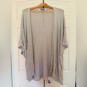 Gray & White Women's Breezy Cardigan